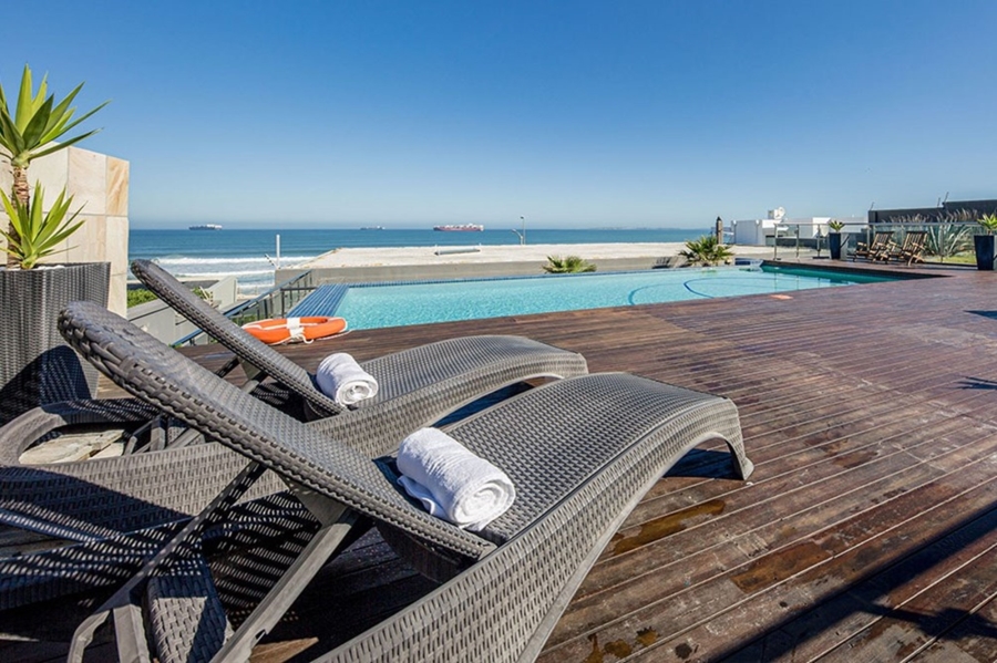 1 Bedroom Property for Sale in Bloubergstrand Western Cape